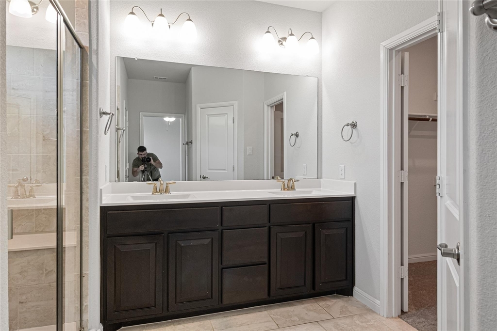 821 Falcon Road - Photo 11