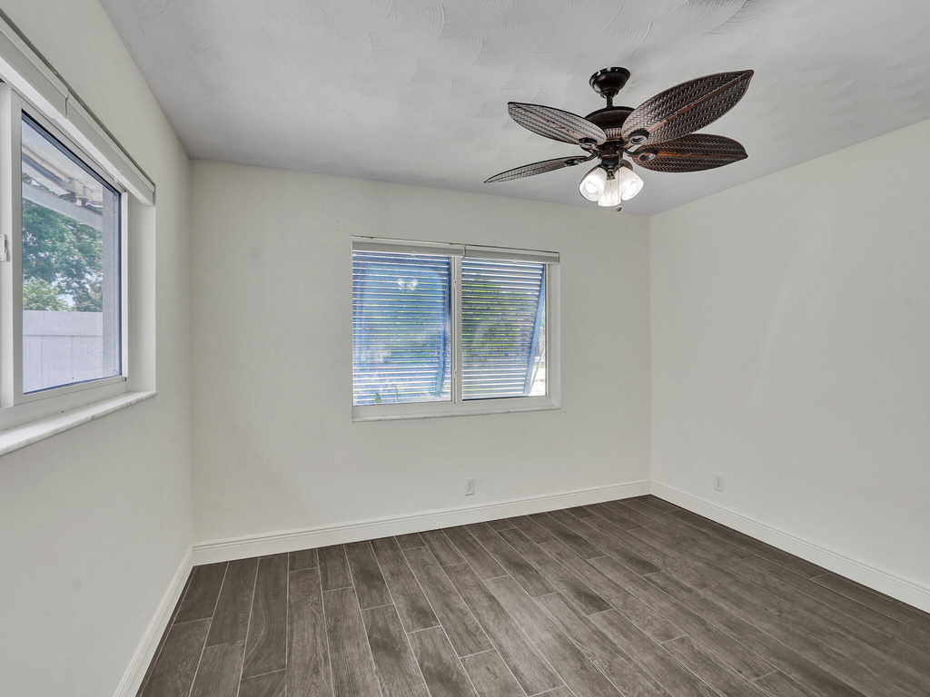 4309 Johnson Street - Photo 32