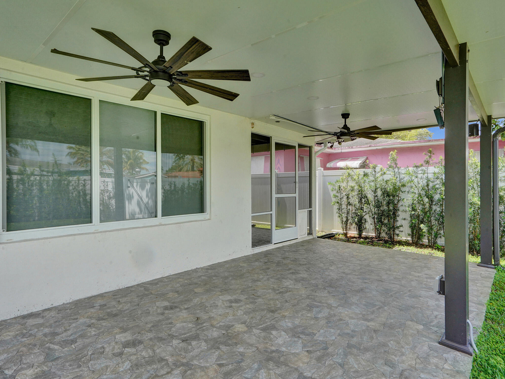 4309 Johnson Street - Photo 12