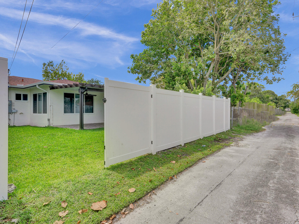 4309 Johnson Street - Photo 50