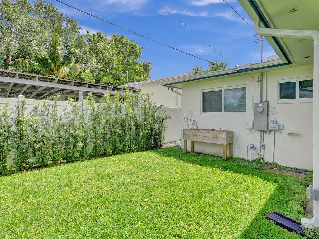 4309 Johnson Street - Photo 13