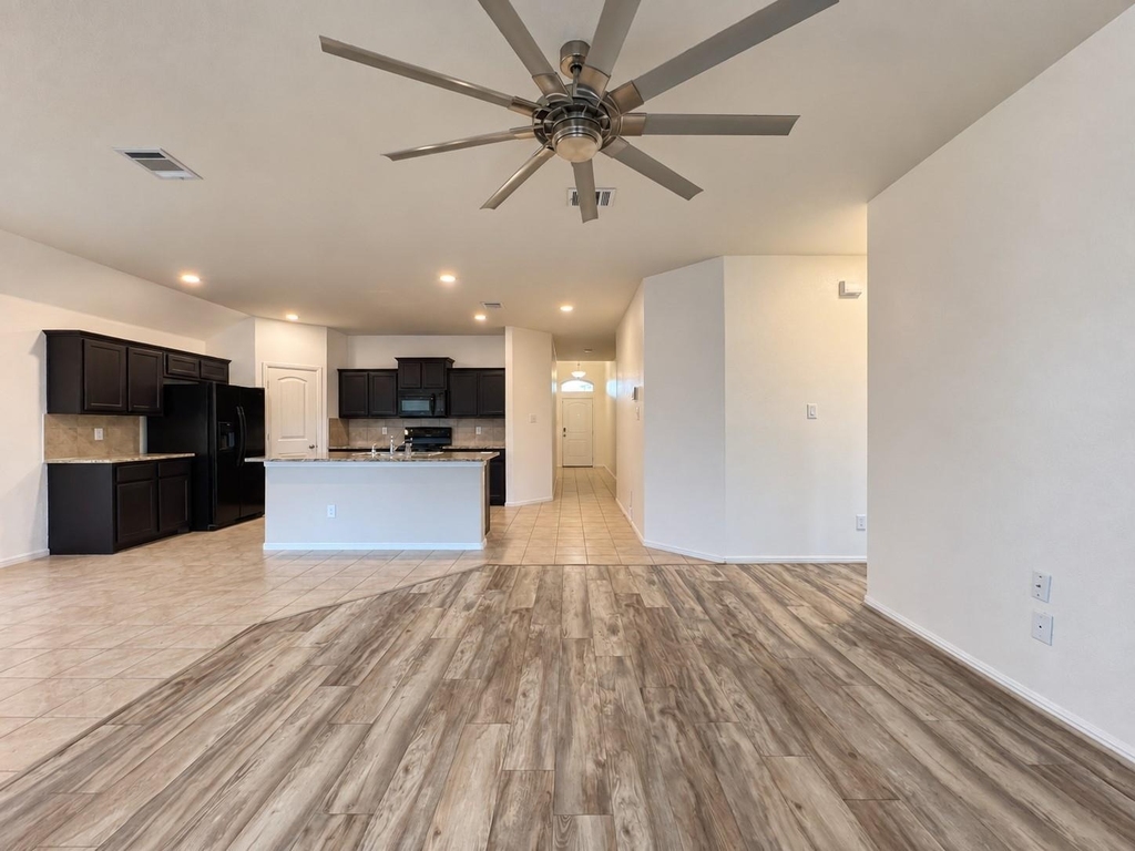712 Ben Lake Trail - Photo 3