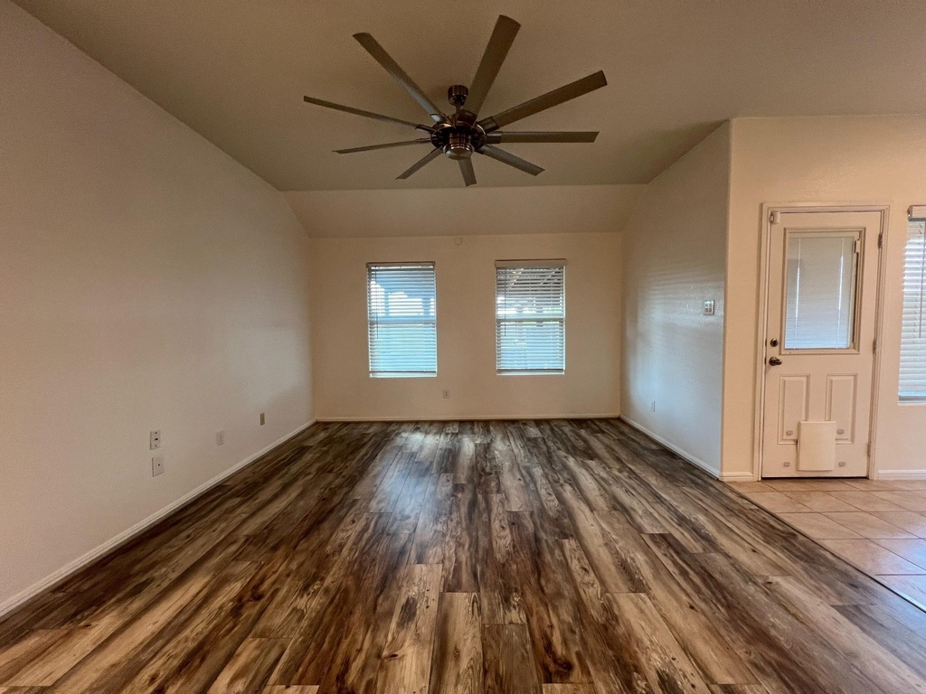 712 Ben Lake Trail - Photo 4