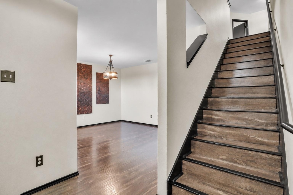 3825 Irish Setter Drive - Photo 4