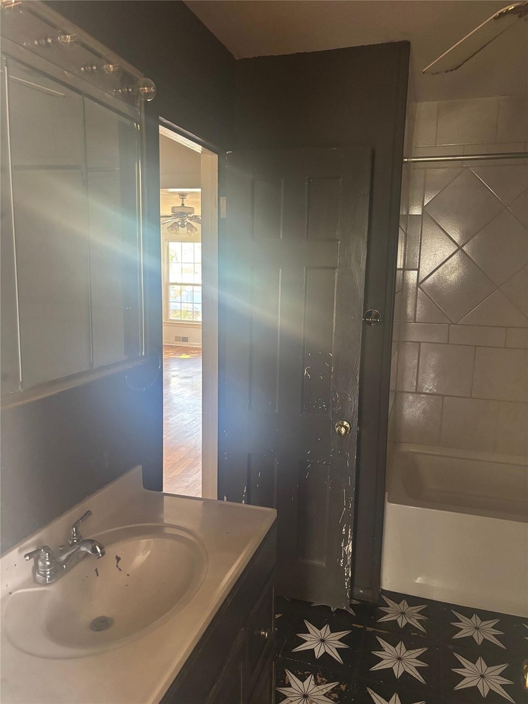 1841 Belmont Boulevard - Photo 5