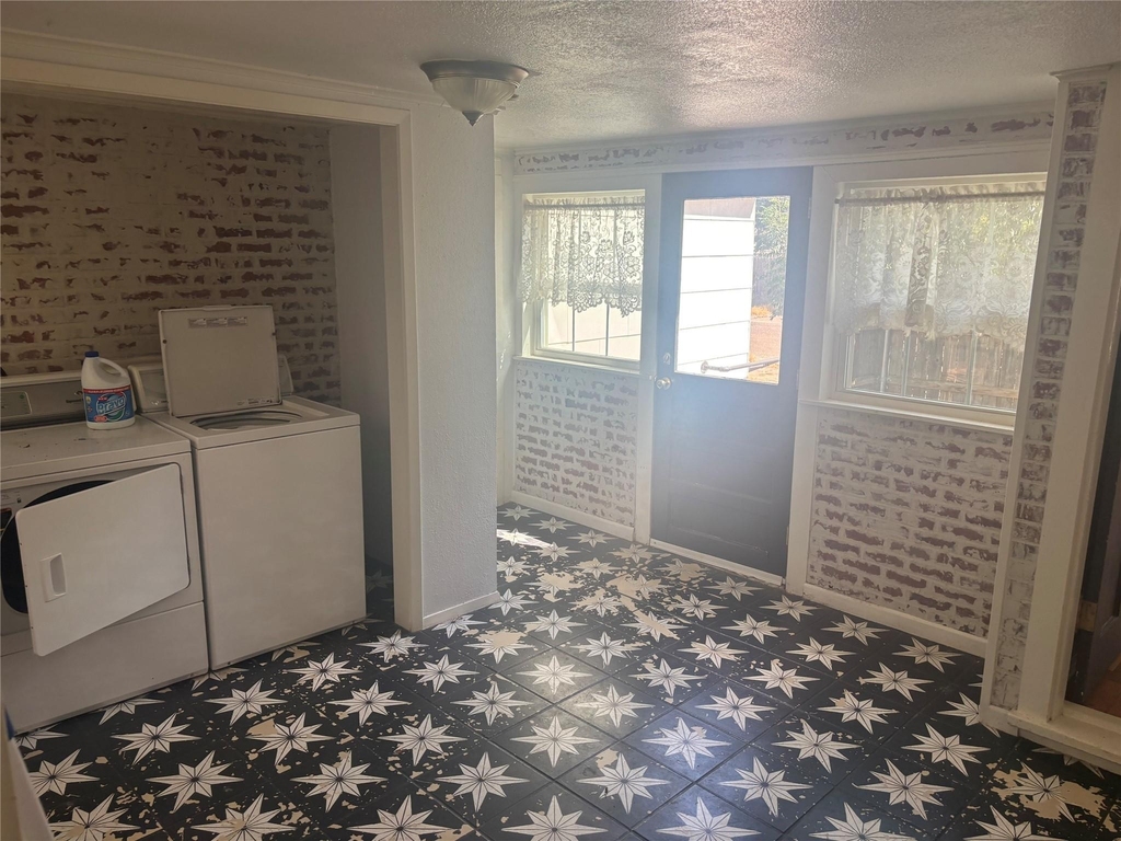 1841 Belmont Boulevard - Photo 9