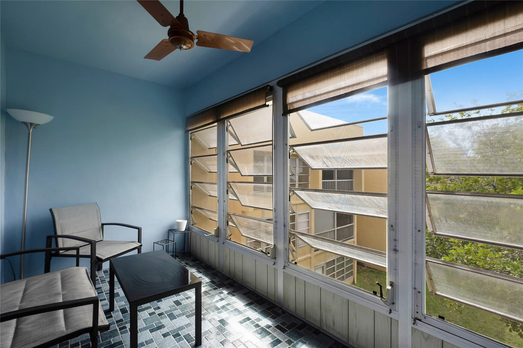 6091 Nw 61st Avenue - Photo 13