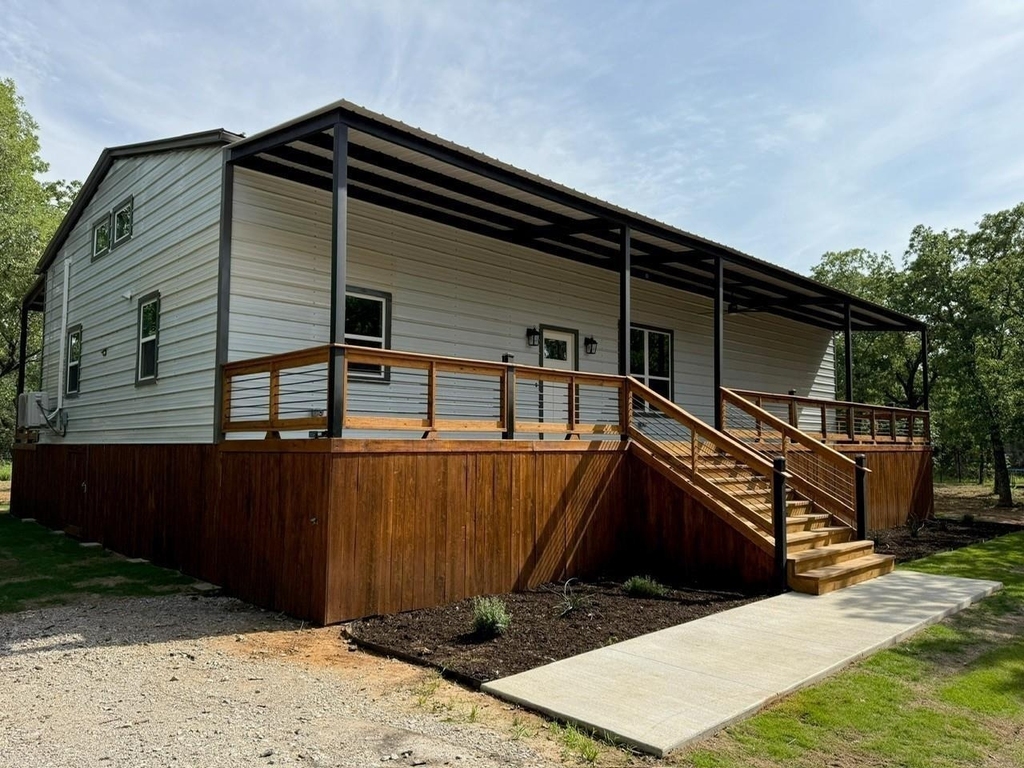 145 Greenbriar Court - Photo 1