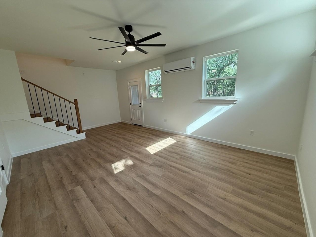 145 Greenbriar Court - Photo 18