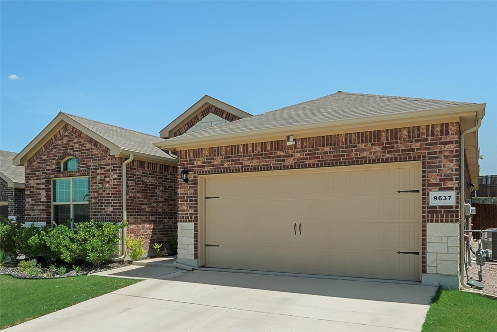 9637 Cherryville Road - Photo 3