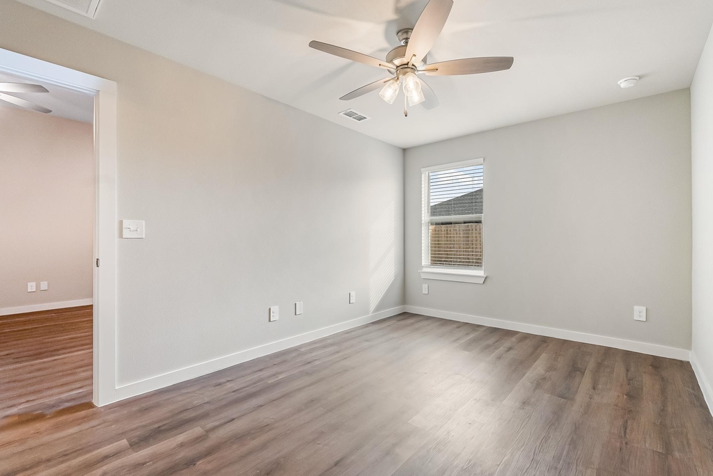 2635 Baron Avenue - Photo 15