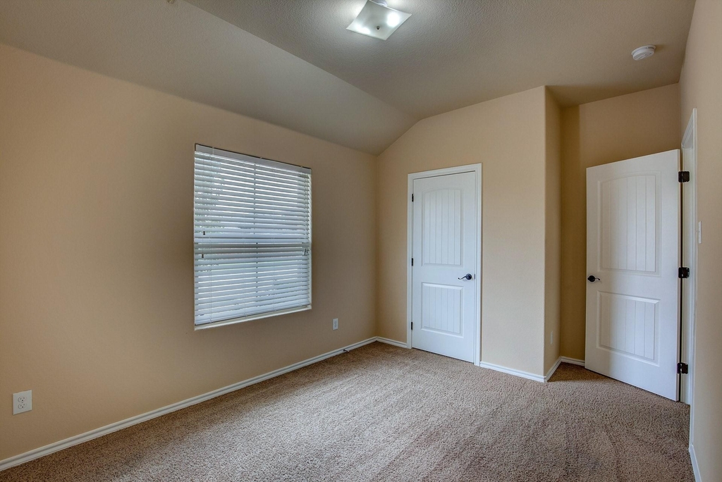 6300 Leaping Fawn Drive - Photo 35