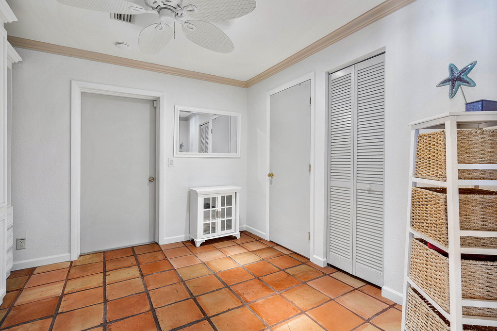 2330 Ne 48th Street Ne - Photo 21