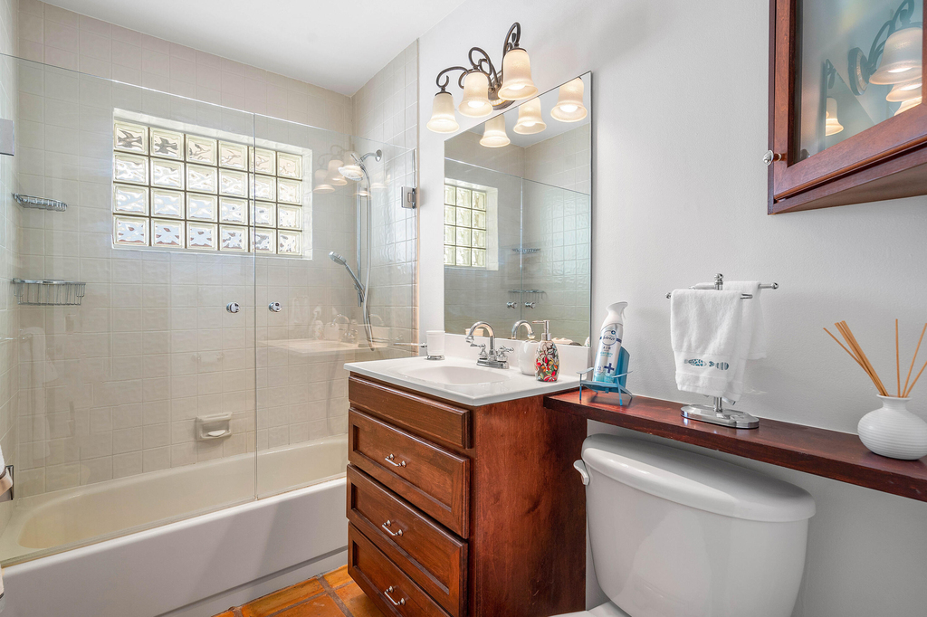 2330 Ne 48th Street Ne - Photo 20