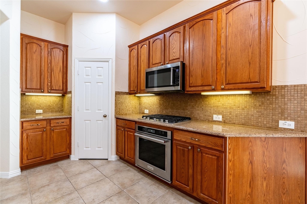 3708 Marble Lane - Photo 7