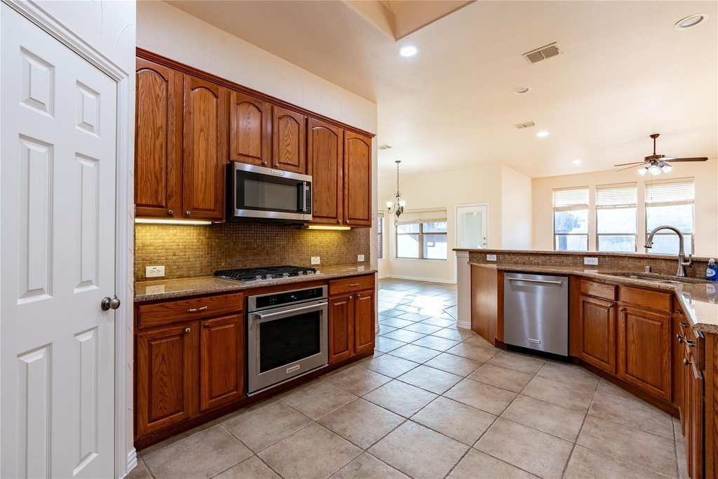 3708 Marble Lane - Photo 6