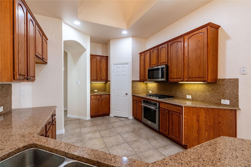 3708 Marble Lane - Photo 9
