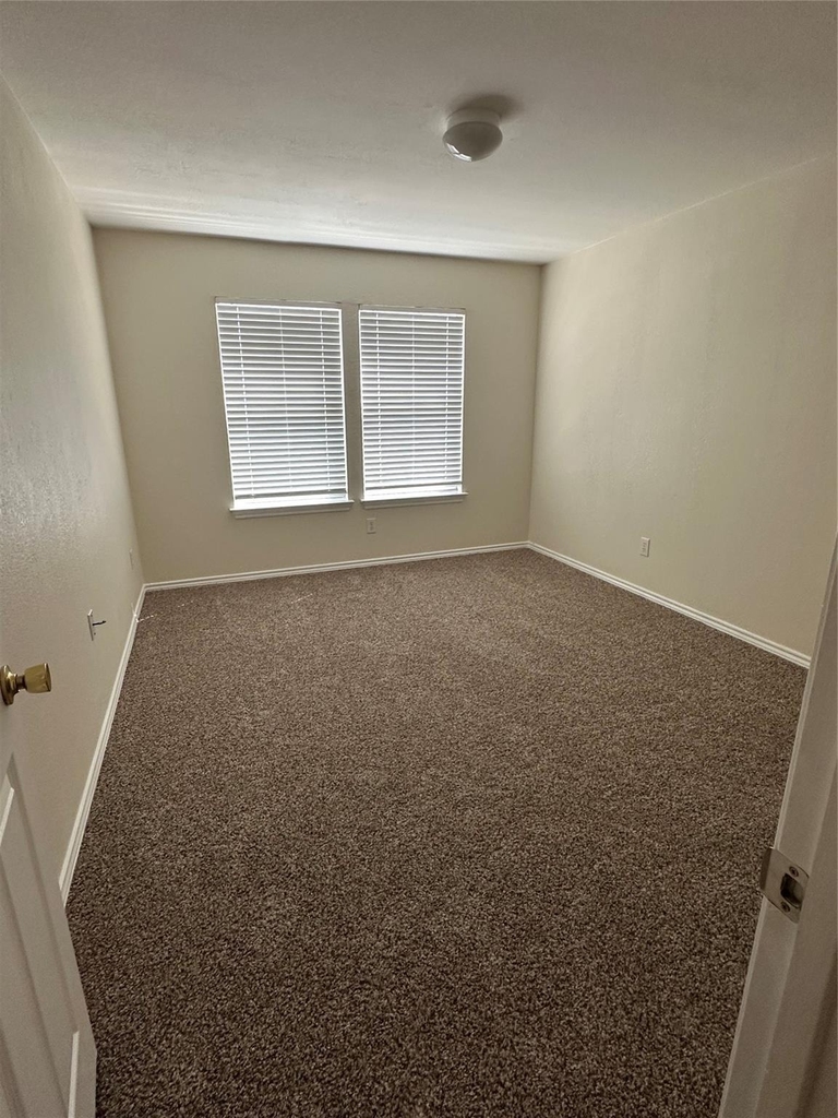 2707 Cattleman Drive - Photo 6