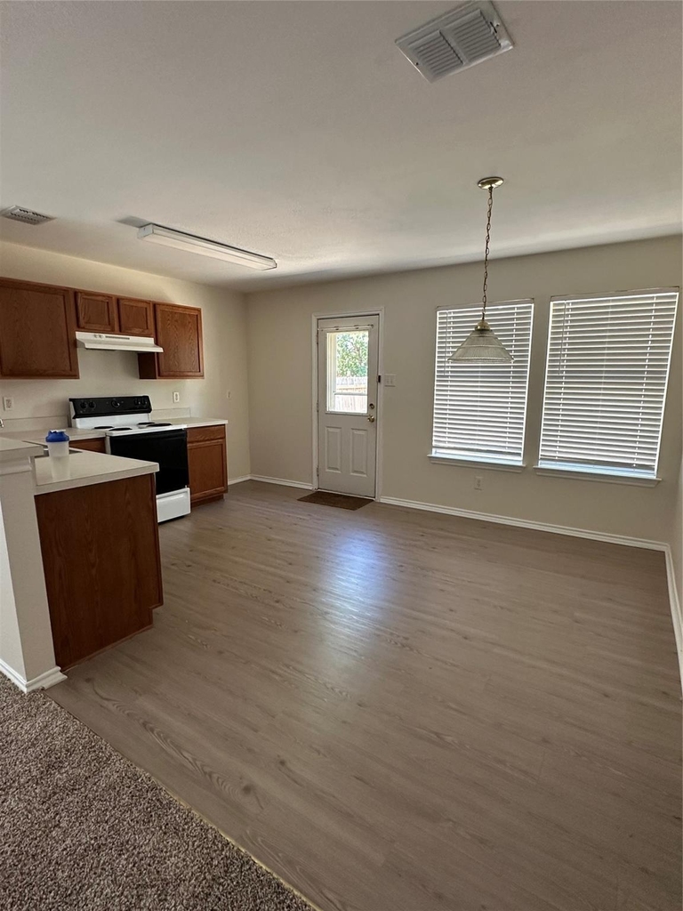 2707 Cattleman Drive - Photo 2