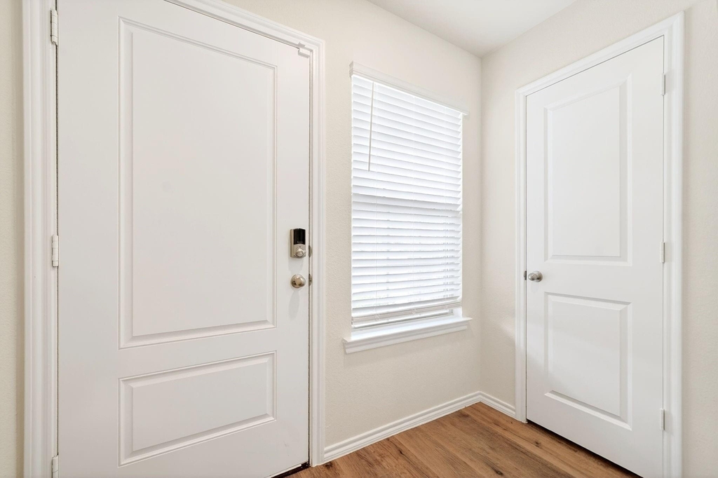 2108 Bailer Way - Photo 4