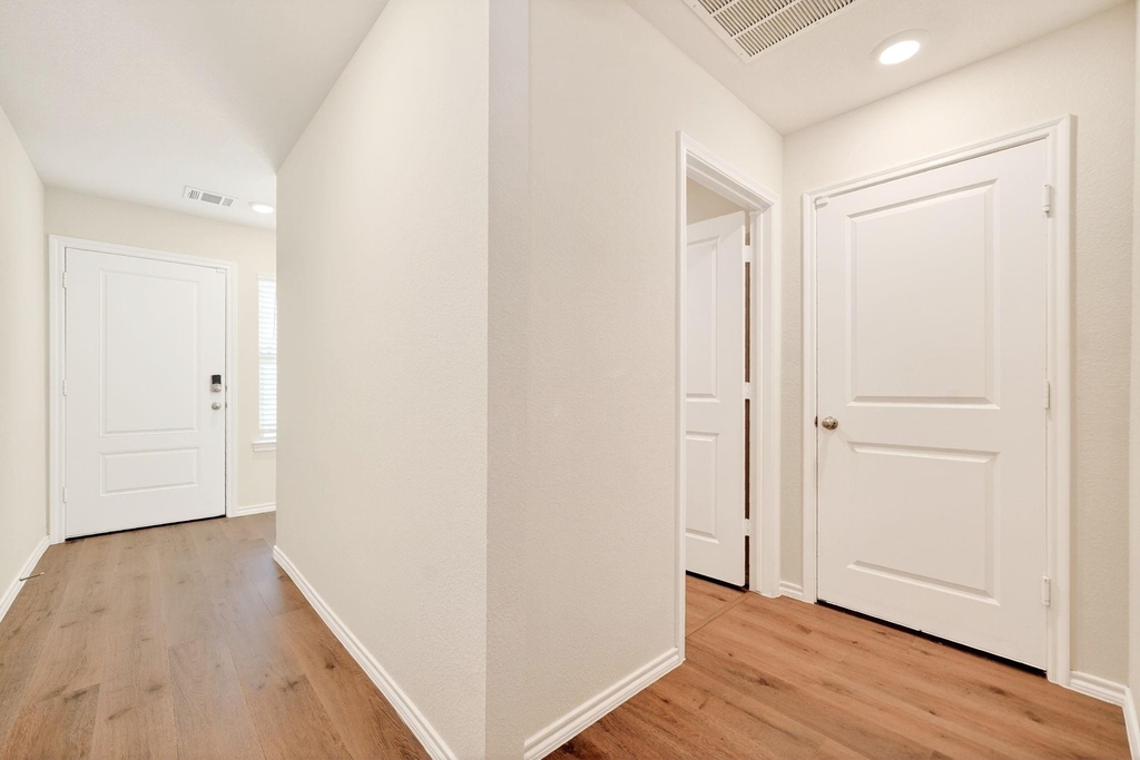 2108 Bailer Way - Photo 5