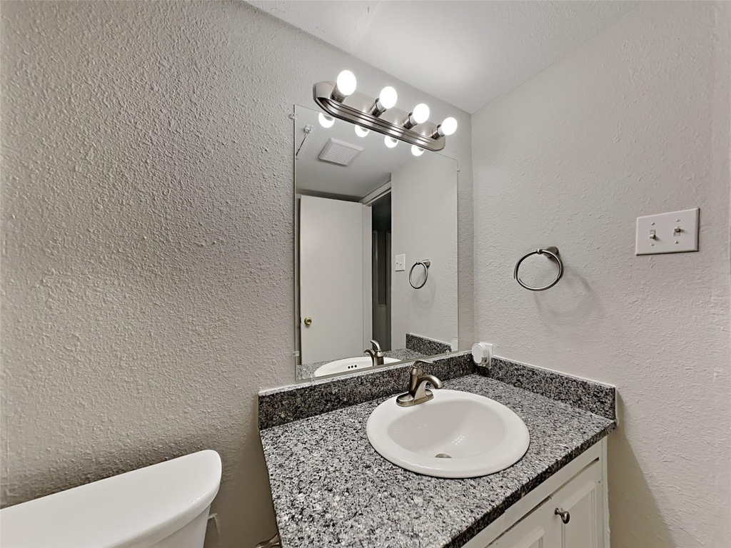 4015 Hartford Drive - Photo 13