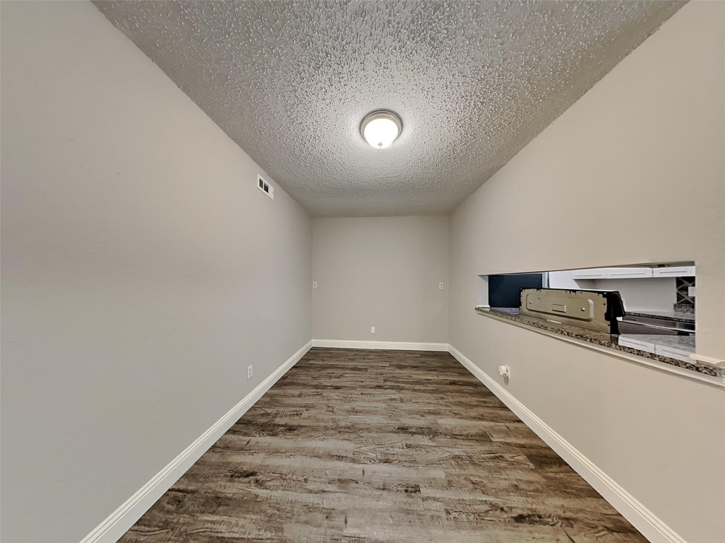 4015 Hartford Drive - Photo 5
