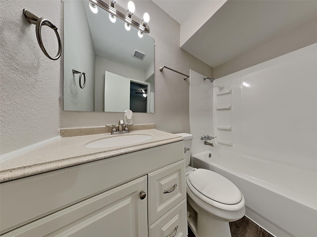 4015 Hartford Drive - Photo 14