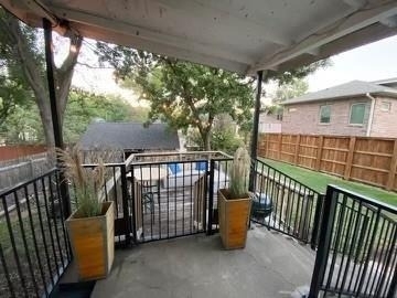 2545 Rogers Avenue - Photo 28