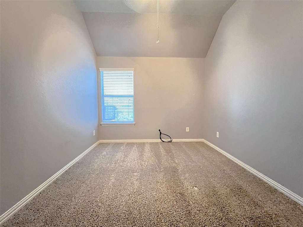 4120 Colina Avenue - Photo 13