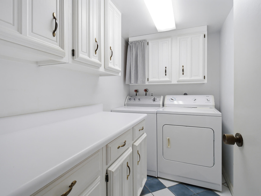 5390 Woodland Lakes Drive - Photo 14