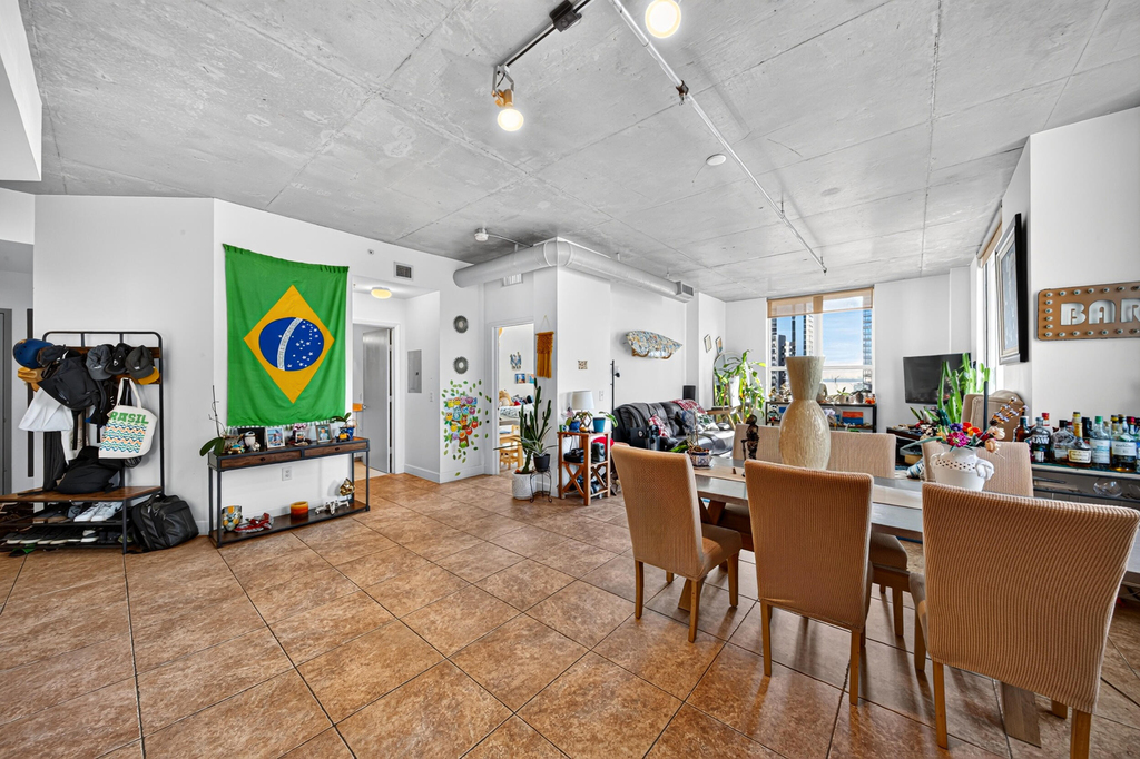 2275 Biscayne Boulevard - Photo 3