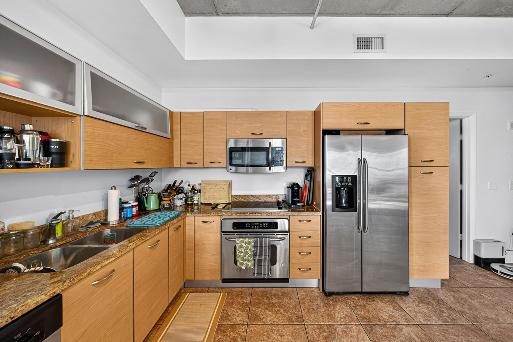 2275 Biscayne Boulevard - Photo 8