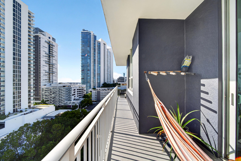2275 Biscayne Boulevard - Photo 20