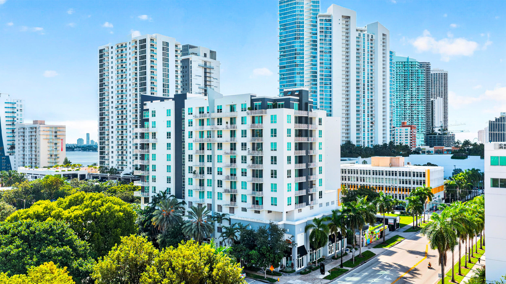 2275 Biscayne Boulevard - Photo 36