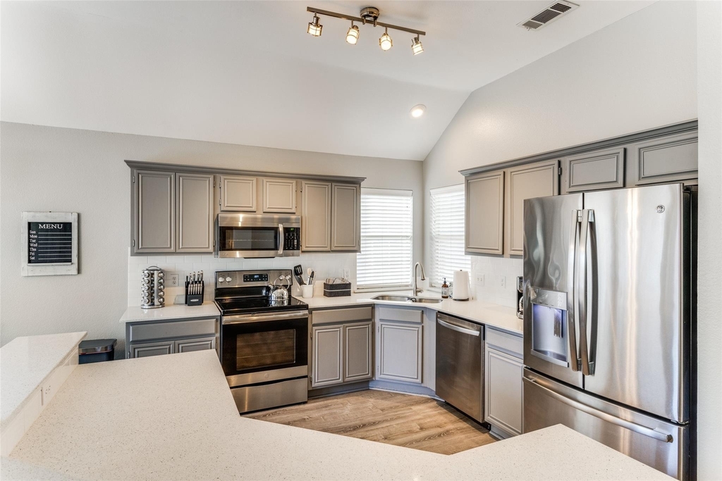 3607 Canyon View Court - Photo 16