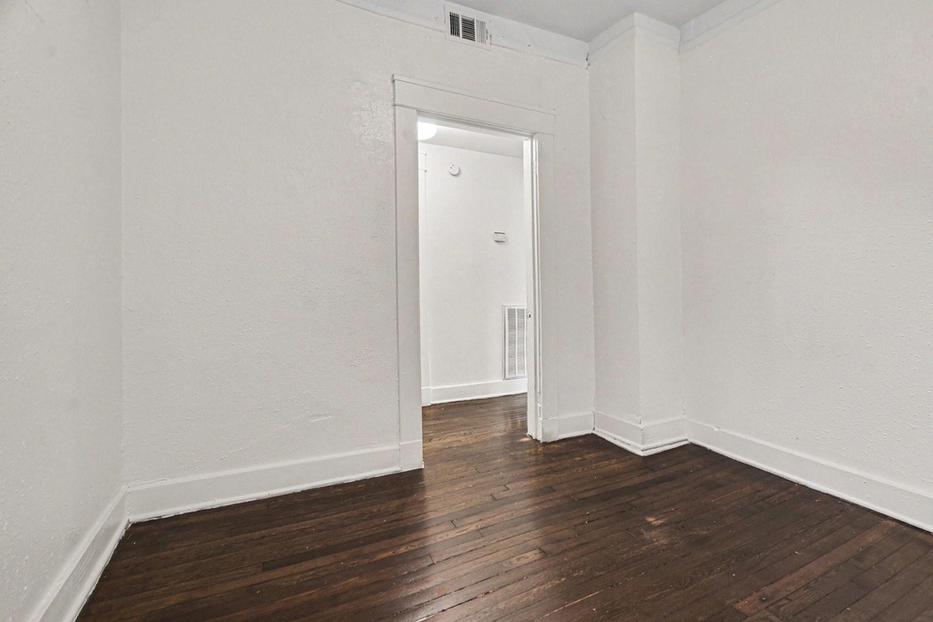 917 N Haskell Avenue - Photo 11