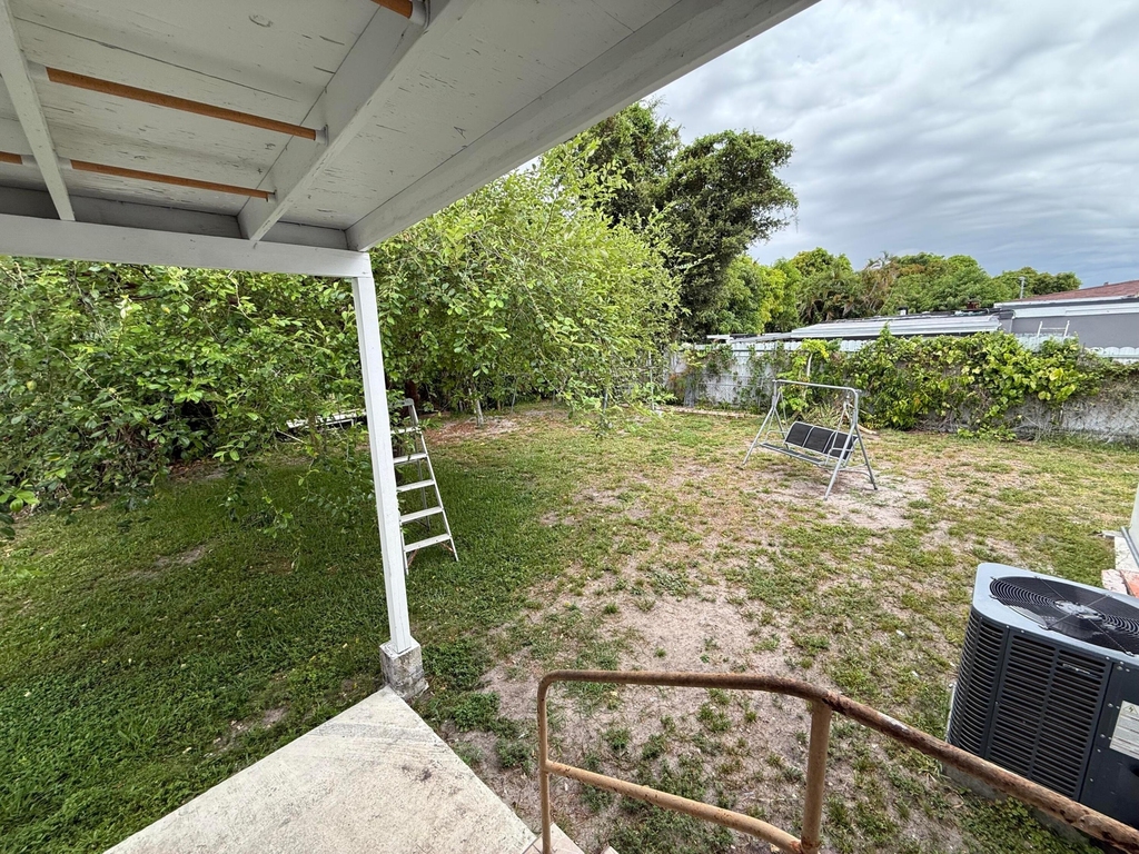 1125 Nw 144th Street - Photo 12