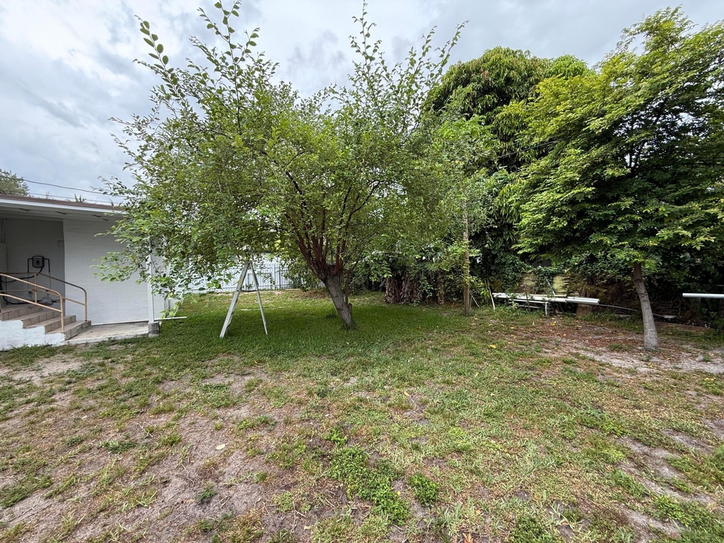 1125 Nw 144th Street - Photo 15