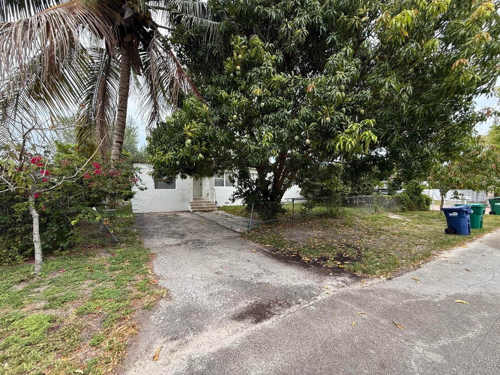 1125 Nw 144th Street - Photo 19