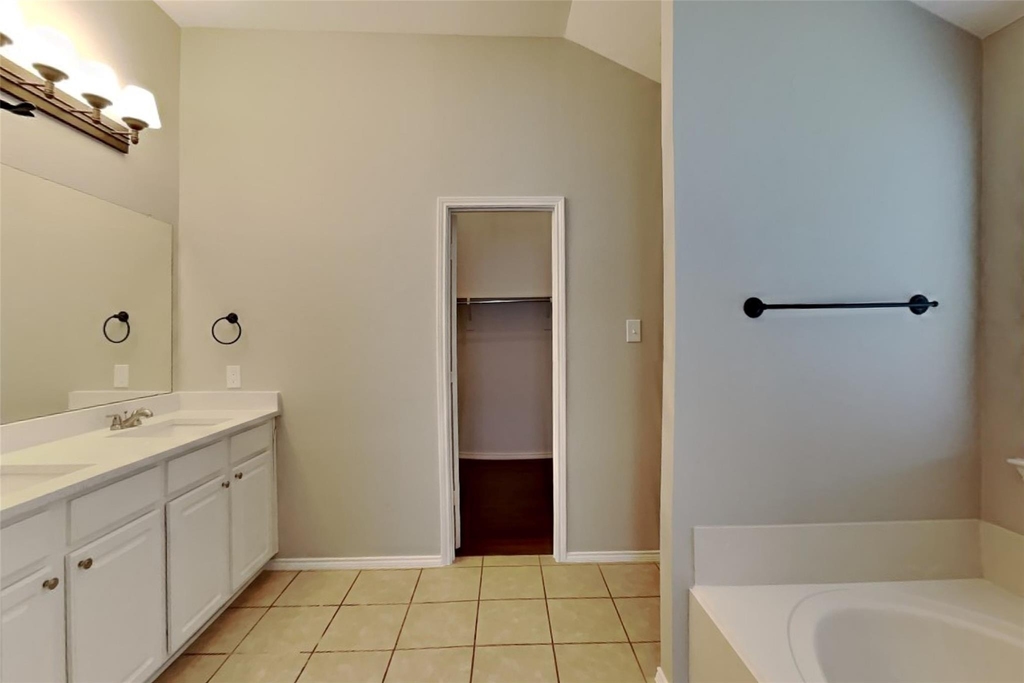 437 Sandy Creek Drive - Photo 9