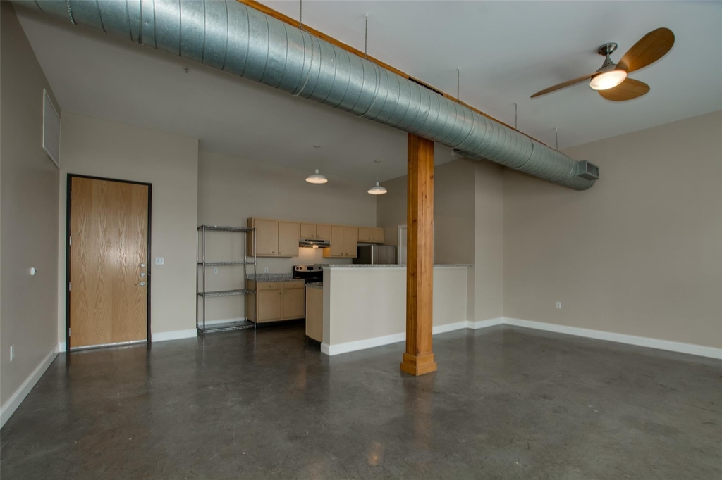 2502 Live Oak Street - Photo 2