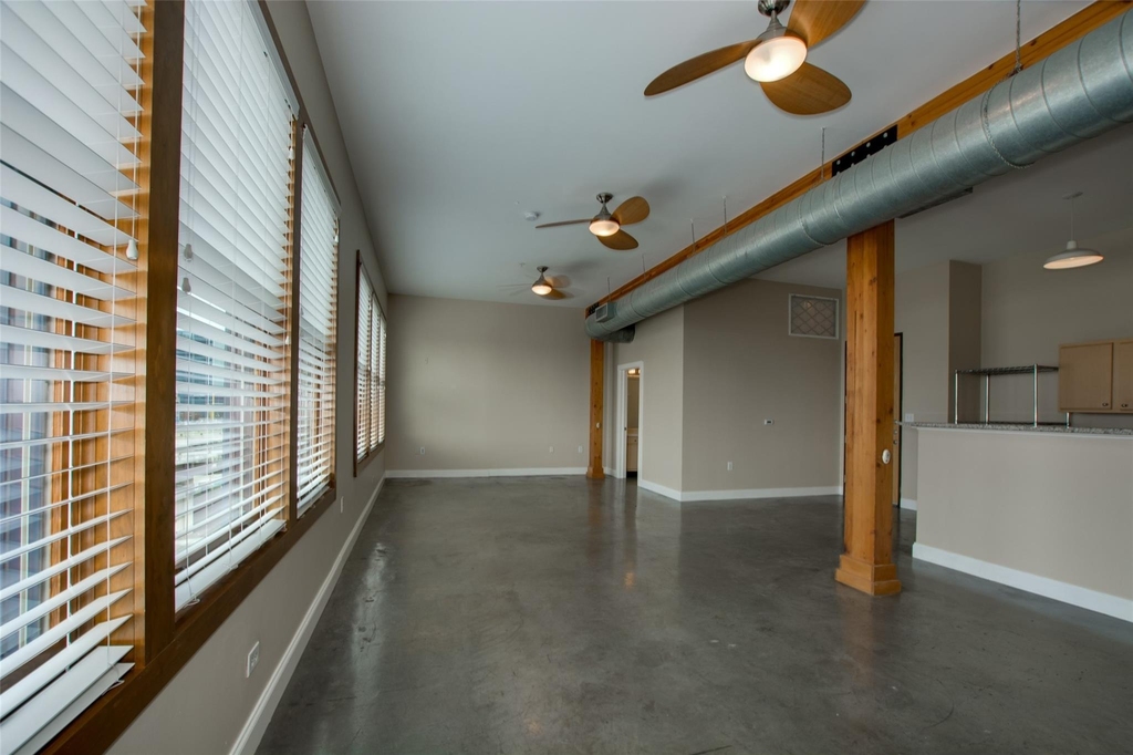 2502 Live Oak Street - Photo 4