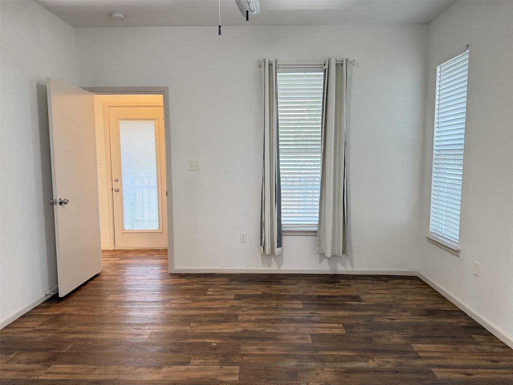 713 N Wood Street - Photo 12