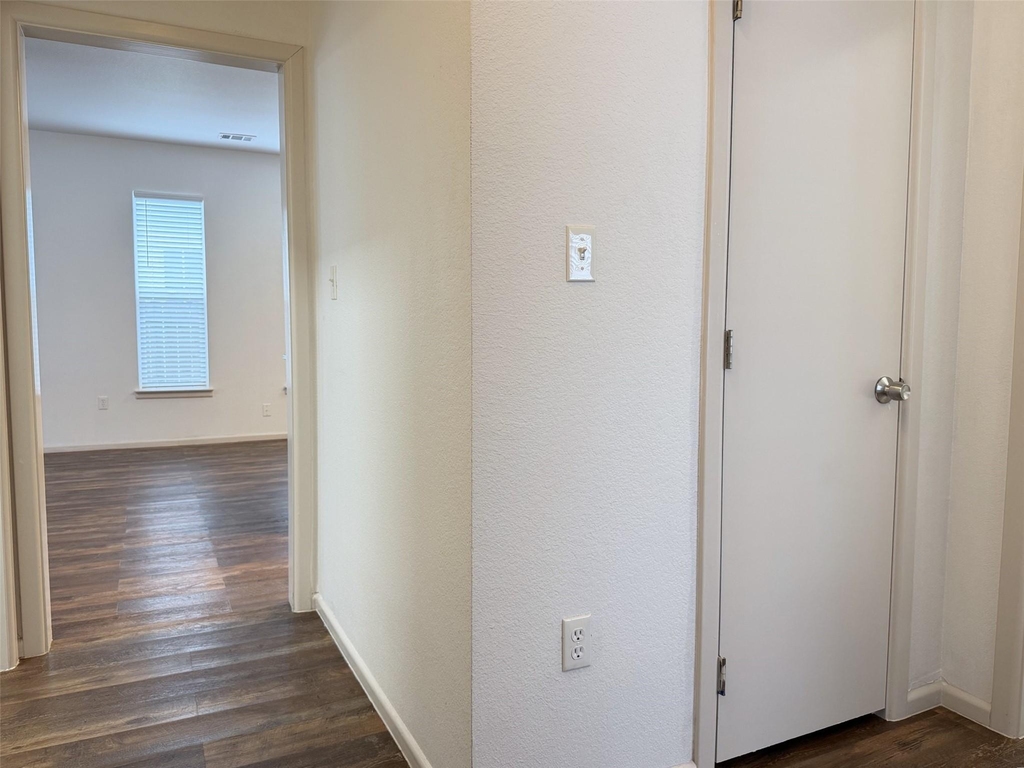 713 N Wood Street - Photo 18