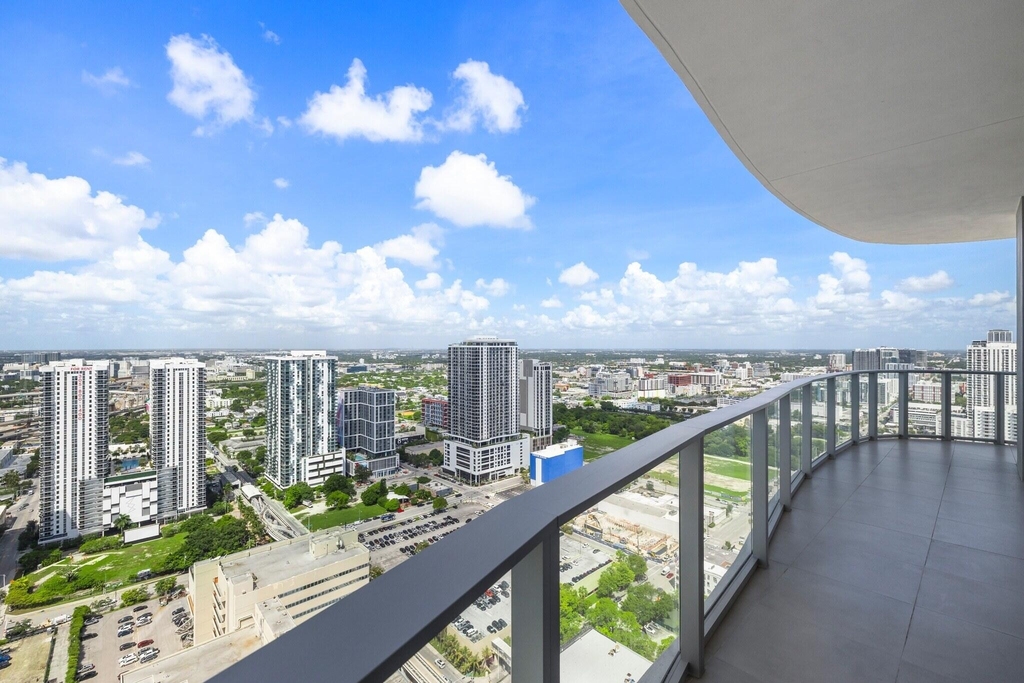 1400 Biscayne Boulevard - Photo 12