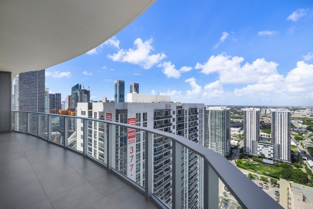 1400 Biscayne Boulevard - Photo 17
