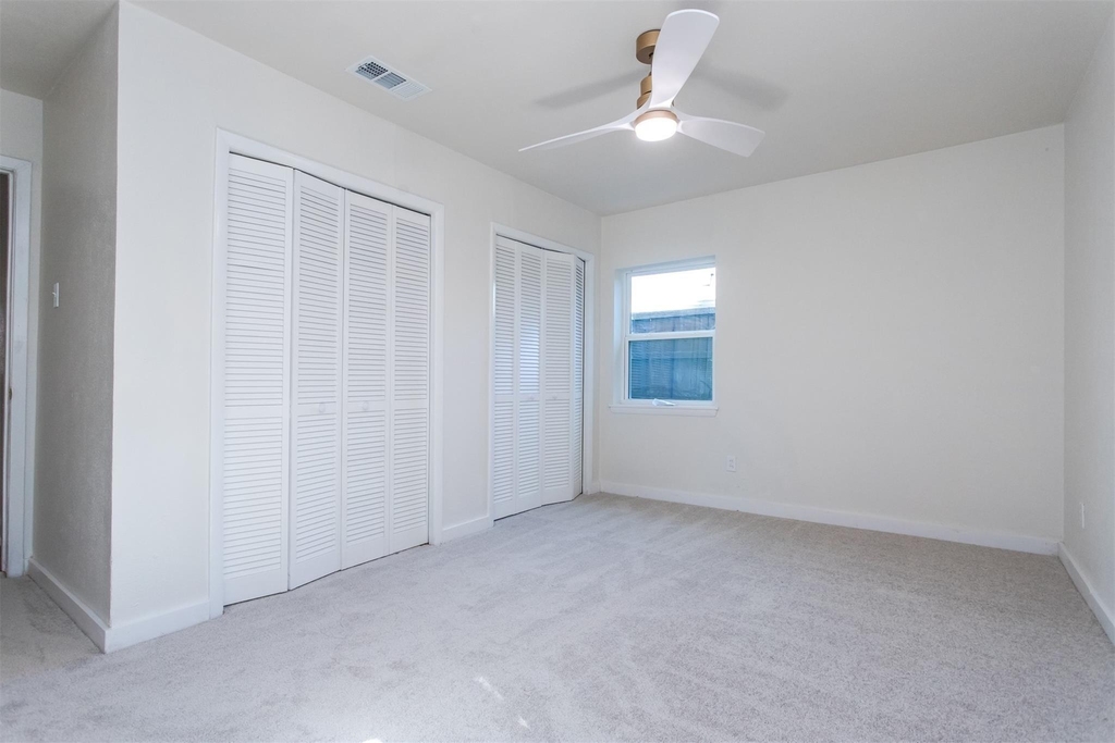 1219 Cloverdale Drive - Photo 7