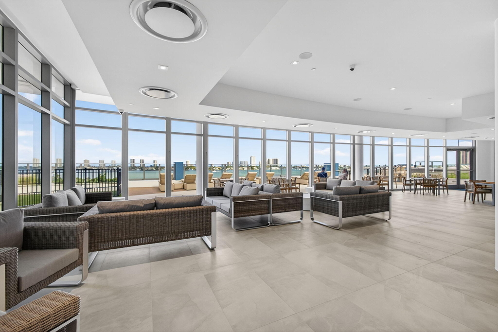 220 Lake Shore Drive - Photo 67