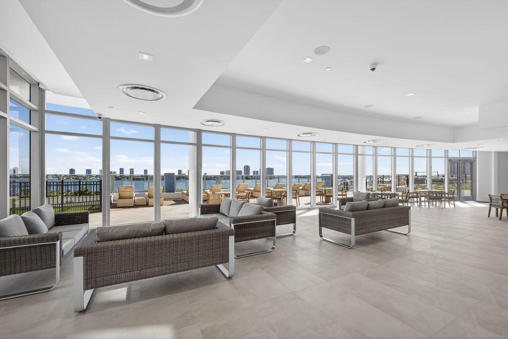 220 Lake Shore Drive - Photo 70